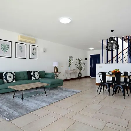 Ferienhaus Terraced House Ace021012 Iyc *