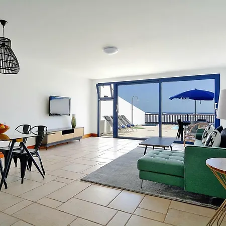 Terraced House Ace021012 Iyc Ferienhaus *